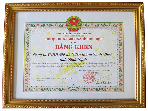 Chứng nhận sản phẩm công nghiệp nông thôn tiêu biểu cấp huyện năm 2013