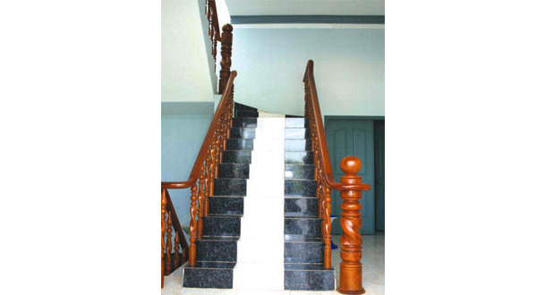 Cầu thang (mẫu 4)