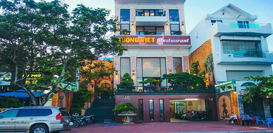  Nhà hàng Hương Việt - Tp. Qui Nhơn